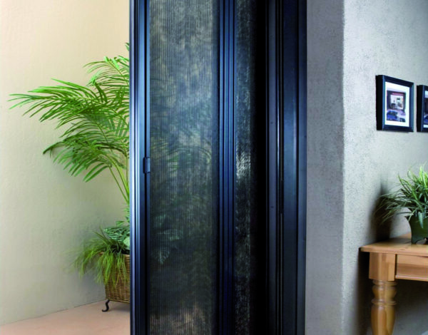 Moustiquaires coulissantes pour porte